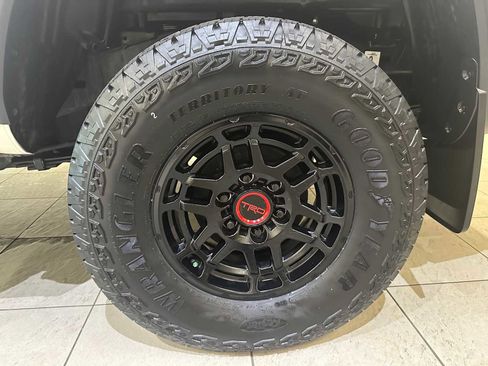 Certified 2022 Toyota Tacoma TRD Pro image 8