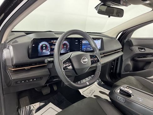 Used 2024 Nissan Ariya AWD image 19