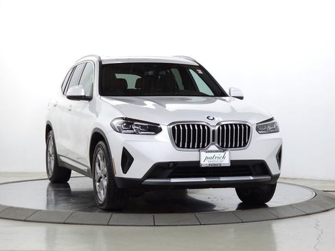 Used 2024 BMW X3 xDrive30i AWD/4WD image 1