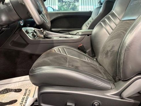 Used 2019 Dodge Challenger SRT Hellcat Redeye image 26