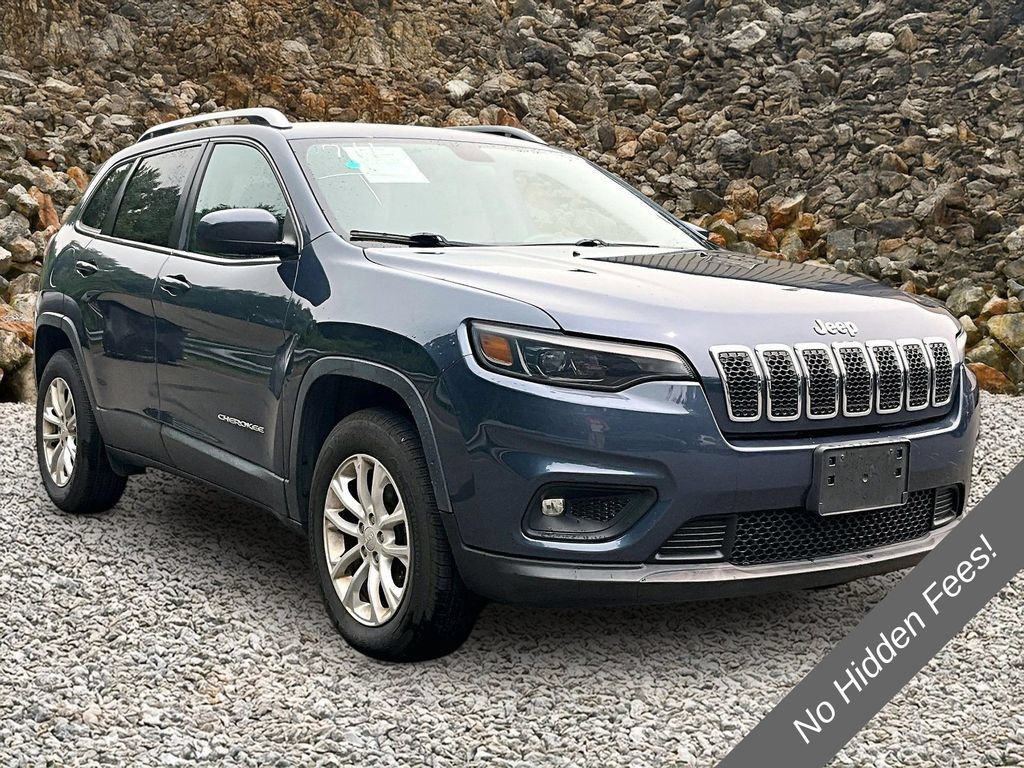 Used 2019 Jeep Cherokee Latitude w/ Cold Weather Group AWD/4WD image 10