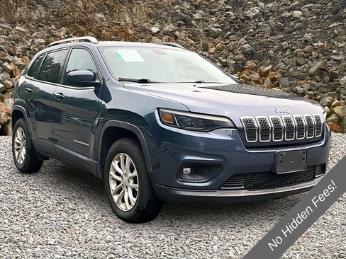 Used 2019 Jeep Cherokee Latitude w/ Cold Weather Group AWD/4WD image 10