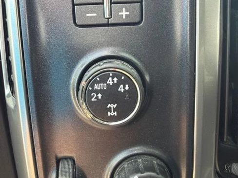 Used 2016 Chevrolet Silverado 1500 LT w/ LT Convenience Package AWD/4WD image 19