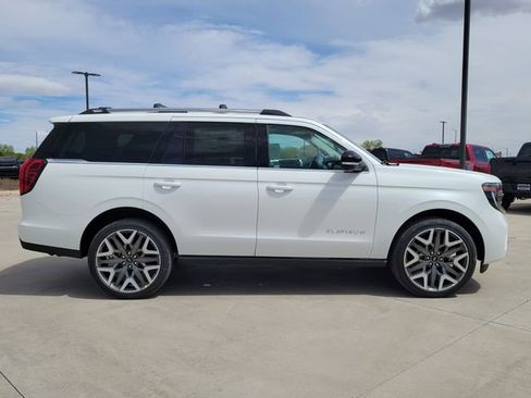 New 2026 Ford Expedition Platinum AWD/4WD image 2