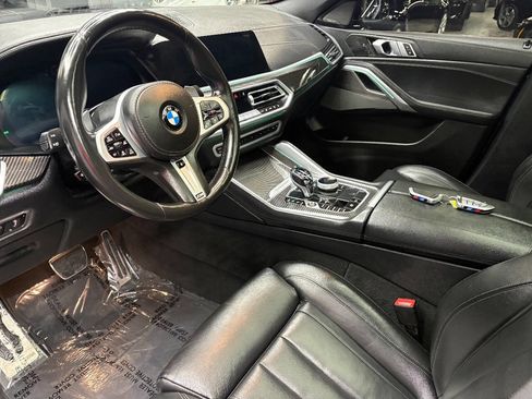 Used 2020 BMW X6 M50i image 25