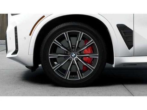 New 2026 BMW X5 xDrive40i AWD/4WD image 7