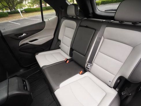 Used 2020 Chevrolet Equinox Premier FWD image 26