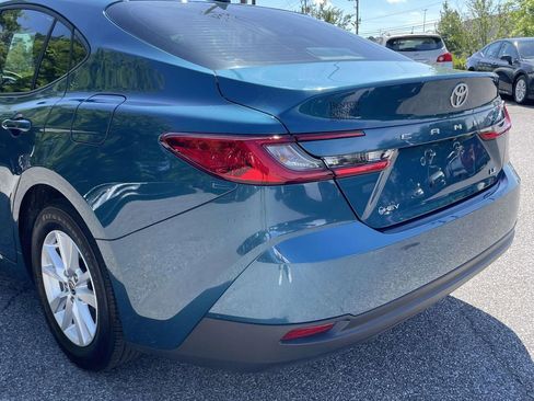 Used 2025 Toyota Camry LE FWD image 12