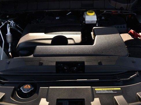 Certified 2024 Nissan Pathfinder SL image 31