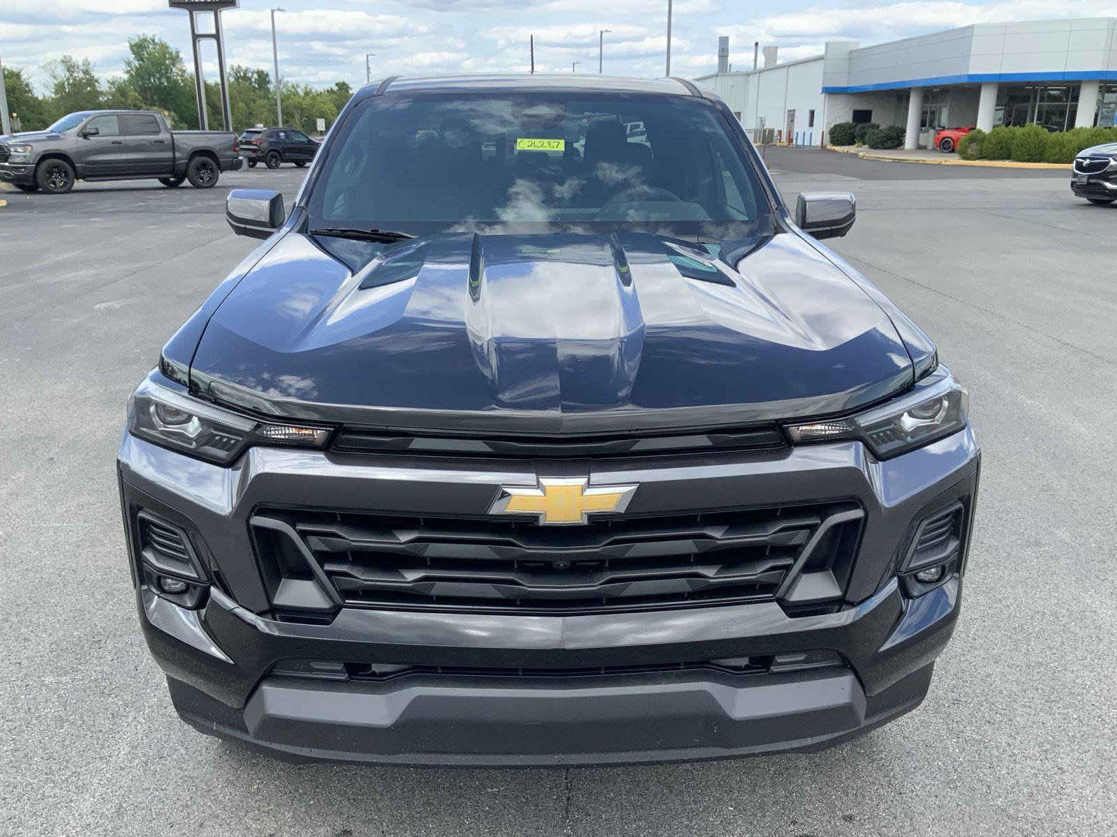 New 2026 Chevrolet Colorado LT w/ LT Convenience Package RWD image 3