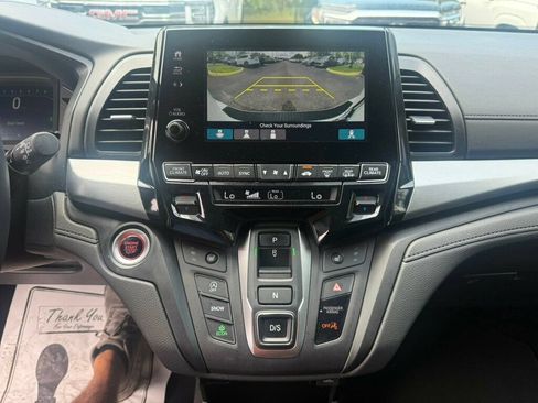 Used 2024 Honda Odyssey Sport image 6