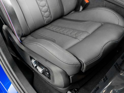 Used 2024 BMW X6 M Competition image 29