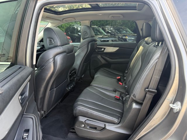 Certified 2024 Acura MDX w/ Technology Package FWD image 14
