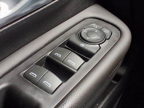 Used 2022 GMC Terrain SLE w/ Driver Convenience Package image 12