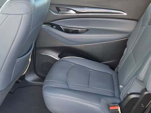 Used 2024 Buick Enclave Premium image 16