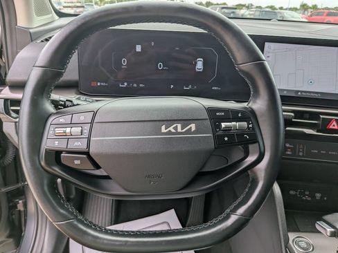 Certified 2026 Kia Sportage SX FWD image 31