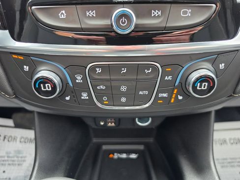 Used 2023 Chevrolet Traverse Premier w/ Redline Edition AWD/4WD image 49