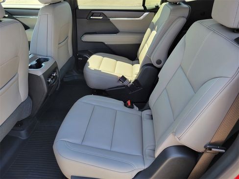 New 2025 GMC Acadia Elevation w/ Super Cruise Package image 10