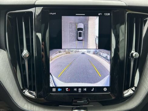 Certified 2025 Volvo XC60 B5 Plus AWD/4WD image 23