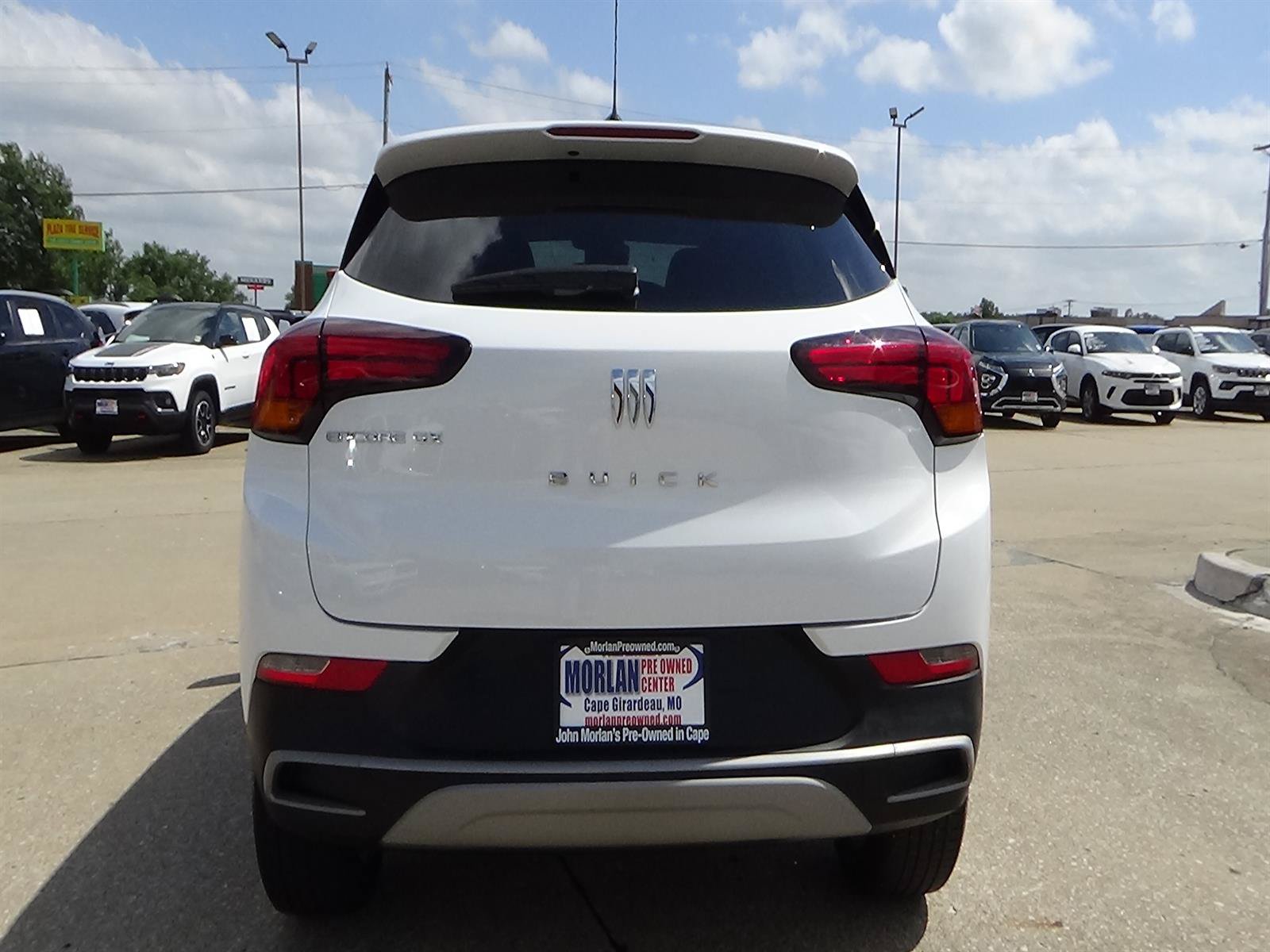 Used 2025 Buick Encore GX Preferred FWD image 7