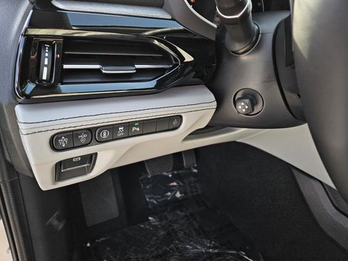New 2026 Acura MDX SH-AWD w/ Advance Package image 18