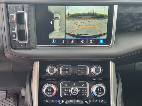 Used 2023 GMC Yukon Denali AWD/4WD image 19