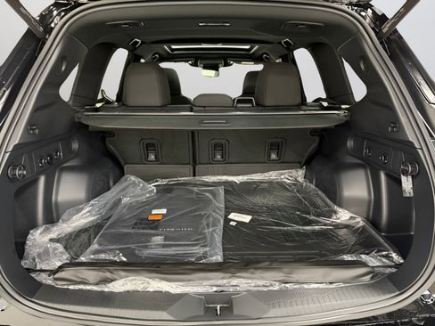 New 2026 Subaru Forester Premium image 9