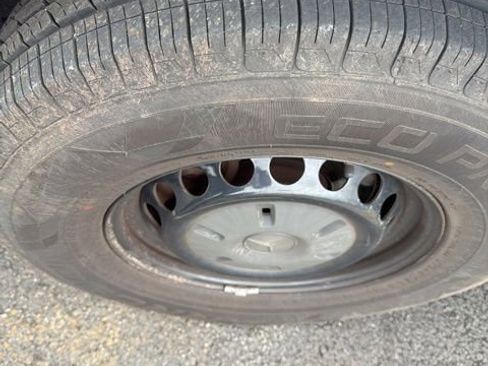 Used 2017 Mercedes-Benz Sprinter 2500 image 13