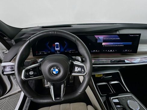 Certified 2023 BMW 760i xDrive w/ Parking Assistance Package image 11