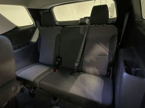 Used 2019 Chevrolet Traverse LT w/ LPO, Floor Liner Package AWD/4WD image 20