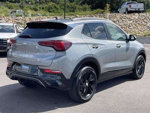 Used 2024 Buick Encore GX Sport Touring AWD/4WD image 3