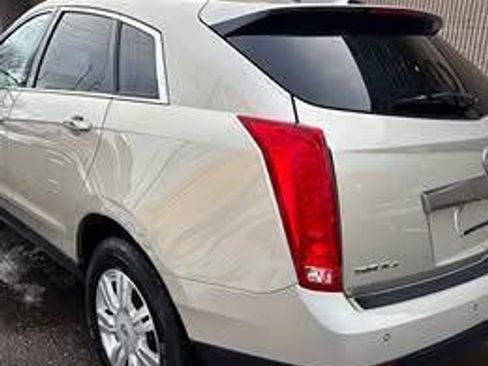 Used 2014 Cadillac SRX Luxury AWD/4WD image 8