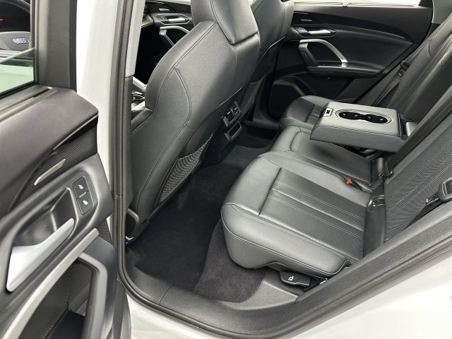 Used 2025 Audi Q5 Premium Plus w/ Premium Plus AWD/4WD image 23