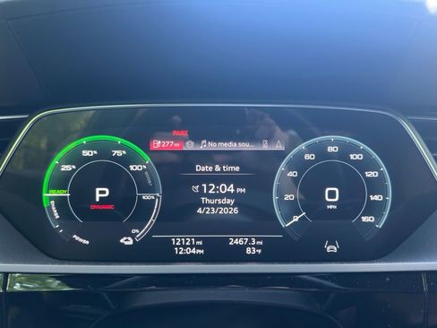 Used 2024 Audi Q8 e-tron Premium AWD/4WD image 13