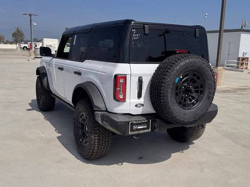 New 2026 Ford Bronco Badlands AWD/4WD image 10