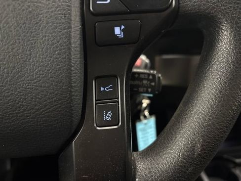 Used 2019 Toyota Tacoma SR image 41