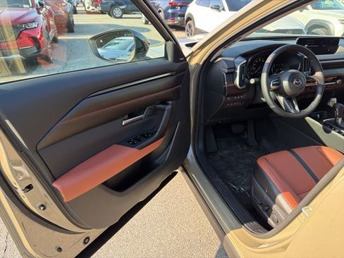 New 2026 MAZDA CX-50 Meridian Edition w/ Apex Package AWD/4WD image 14