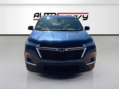 Used 2023 Chevrolet Traverse LS AWD/4WD image 2