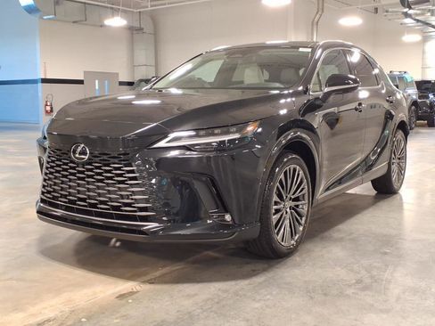 New 2026 Lexus RX 450h AWD image 3