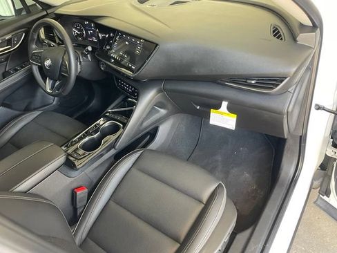 Used 2023 Buick Envision Essence AWD/4WD image 17