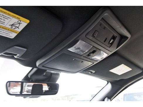 Used 2024 Nissan Titan PRO-4X image 23