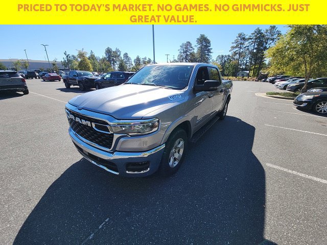 Used 2025 RAM 1500 Big Horn AWD/4WD image 7