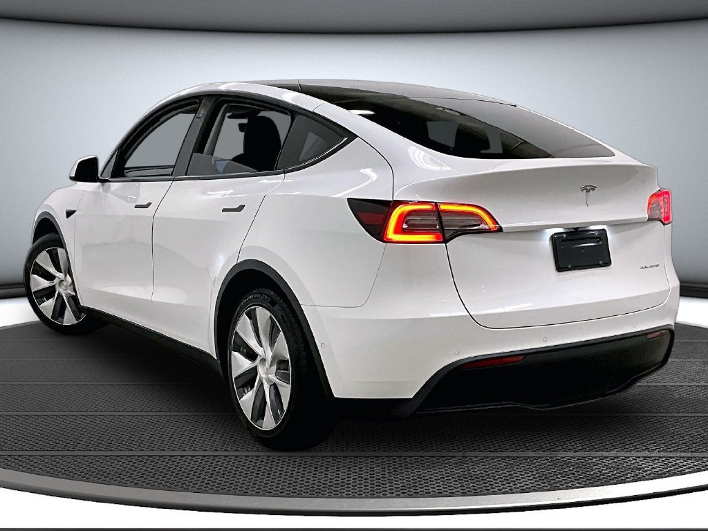 Used 2021 Tesla Model Y Long Range AWD/4WD image 4