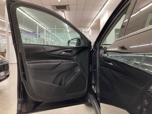 Used 2020 Chevrolet Equinox LT AWD/4WD image 27