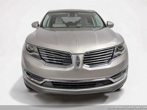 Used 2018 Lincoln MKX Reserve w/ Lincoln MKX Climate Package AWD/4WD image 2