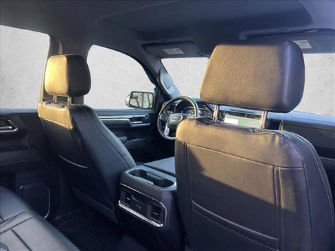 Used 2024 GMC Sierra 1500 Elevation image 22