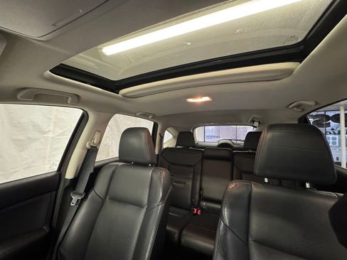 Used 2016 Honda CR-V Touring image 32