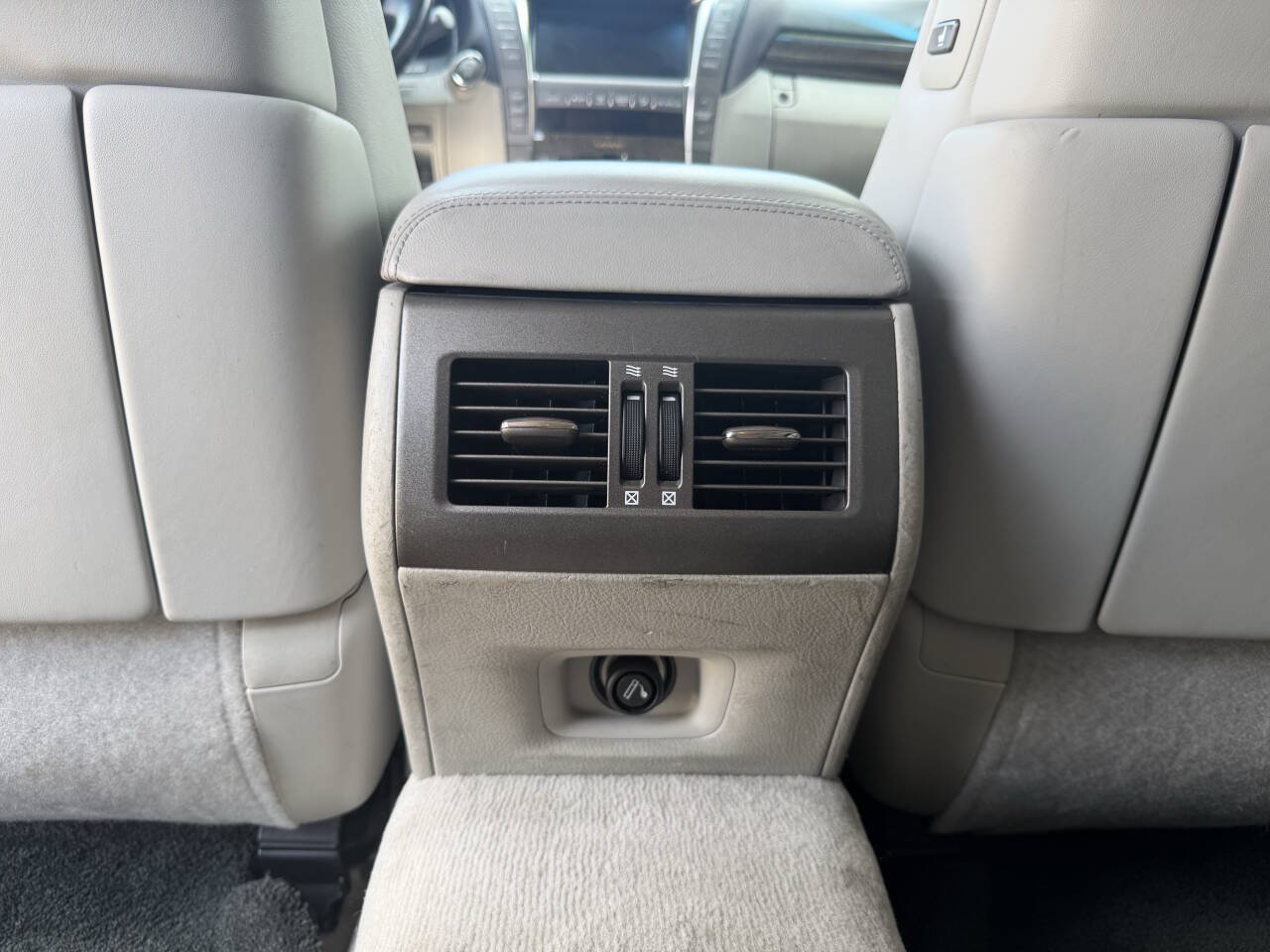Used 2007 Lexus LS 460 RWD image 39
