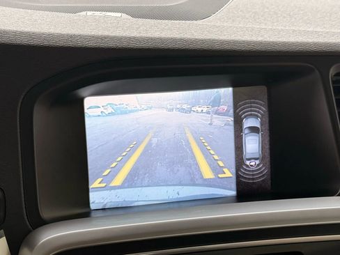 Used 2013 Volvo S60 T5 image 32