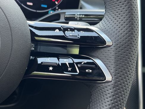 New 2026 Mercedes-Benz GLC 300 4MATIC image 37